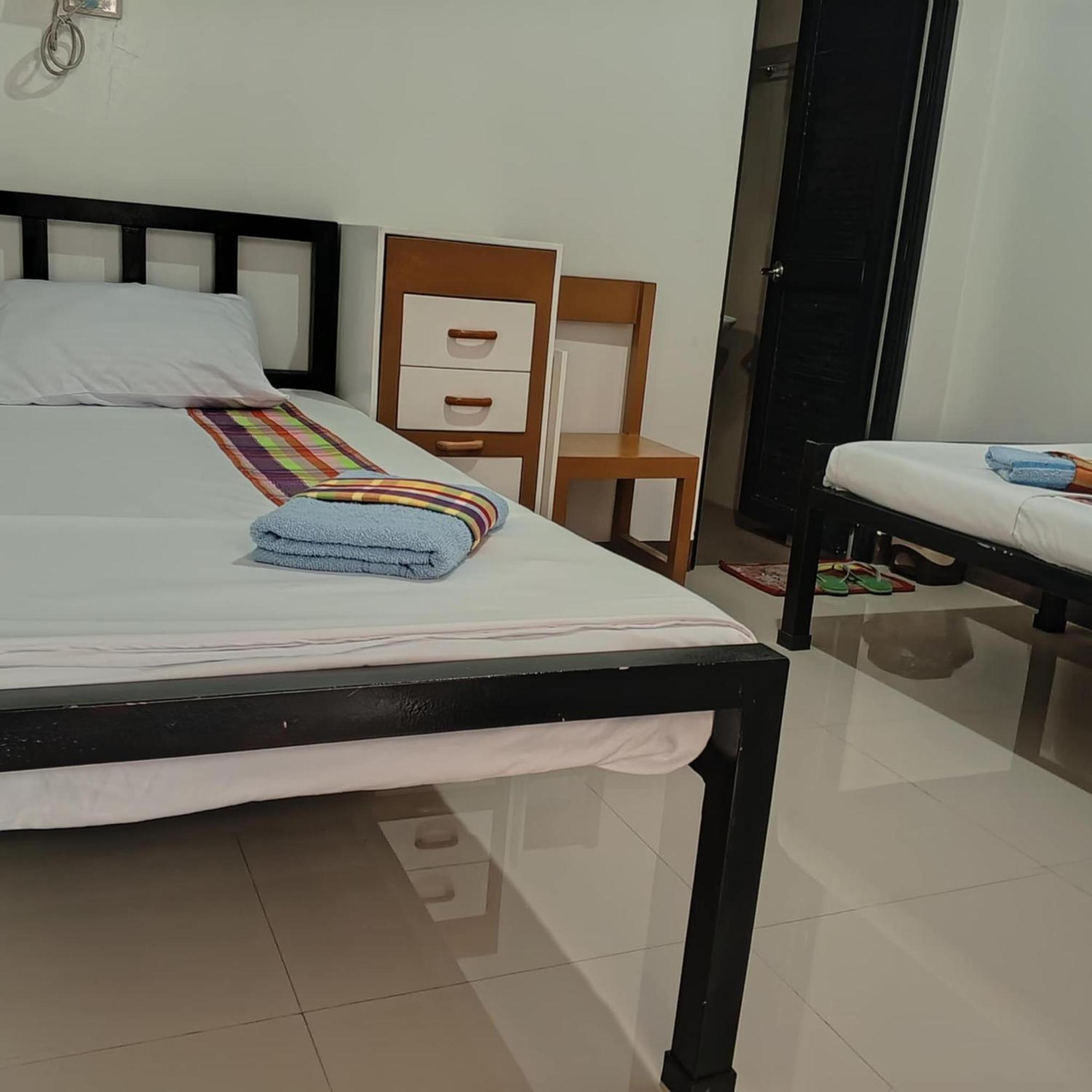 Benediktus Pilgerhaus Hotel Vigan Kamer foto