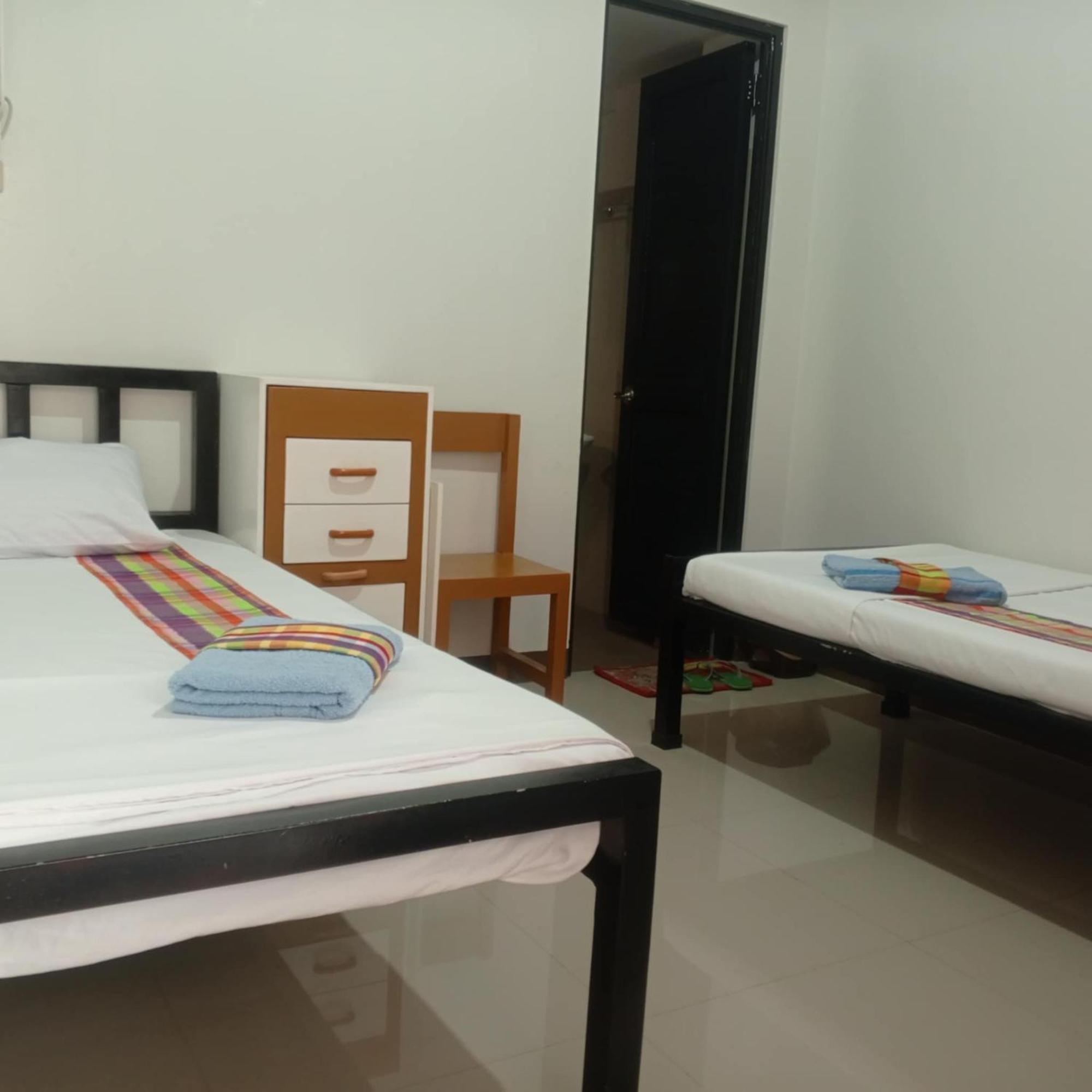 Benediktus Pilgerhaus Hotel Vigan Kamer foto